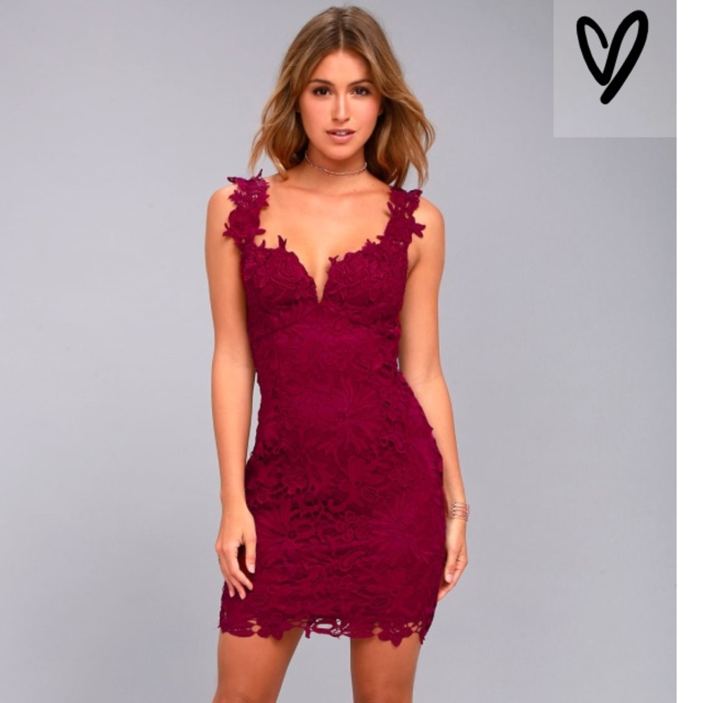 Uno, Dos, Lace Burgundy Lace BodyCon Dress Lulu’s